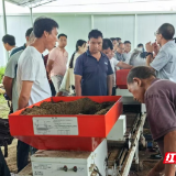 永兴县：水稻种植户“充电” 赋能产业发展