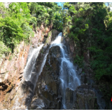 组图 | 宜章莽山：将军石镇守青山如画 银河瀑奏响生态乐章