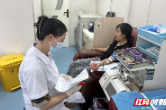 视频 | 再献400毫升  郴州高速“熊猫血”收费员10年献血帮助25人