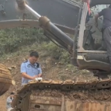 奋斗者丨雷龙生：“把事办到群众的心坎上”