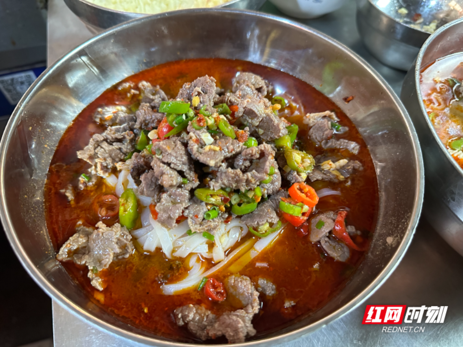 郴品郴味 “湘”当有味 | 嗦粉党狂喜！永兴马田牛肉粉吃一口就入魂