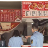 桂阳县突击暗访外卖网红店获赞