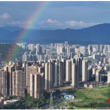 组图 | 郴州城东新区现双彩虹奇景 澄澈天幕与现代建筑共绘绝美画卷