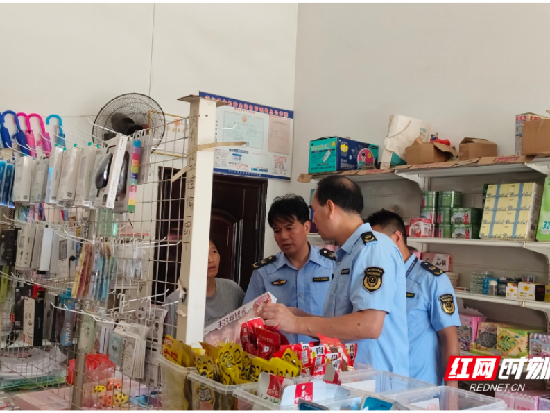 安仁县：严查校园周边市场  筑牢学生安全防线