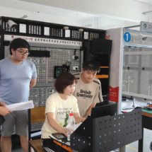 李丽田:把日子过在讲台边的人