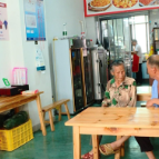 临武县汾市镇:村门口的“幸福食堂”