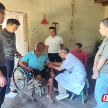 桂东县：健康下乡 服务惠民