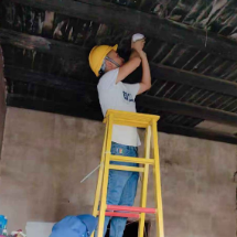 安仁县:为857户特困家庭免费安装烟感器