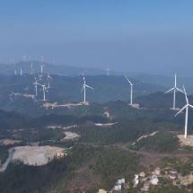 视频 | 风电检修员：新年坚守云端岗