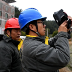 桂东县：踏雪巡线践初心 除冰保电暖民心