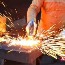 嘉禾菜刀锻造非遗工坊跻身省级非遗工坊序列