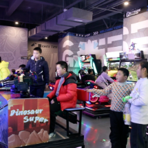 元旦三天 万人打卡北湖“潮玩新地标”