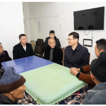 时刻把群众安危冷暖放在心上