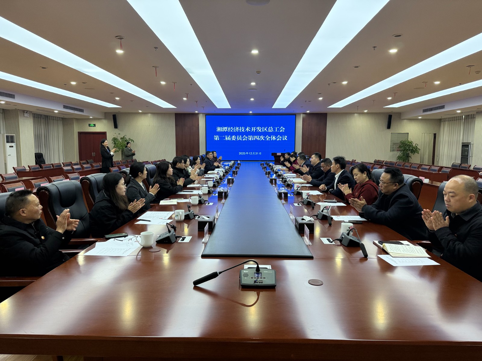 现场照片.jpg 现场照片.jpg