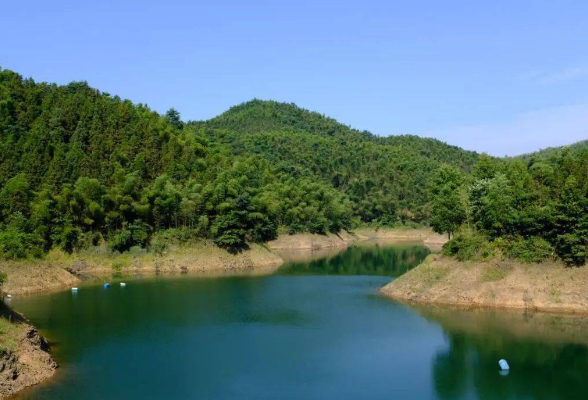 常德：对黑臭水体实施“一水一策”治理