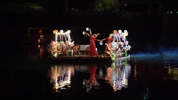 绥宁：巫水画廊夜游盛宴点亮夏夜