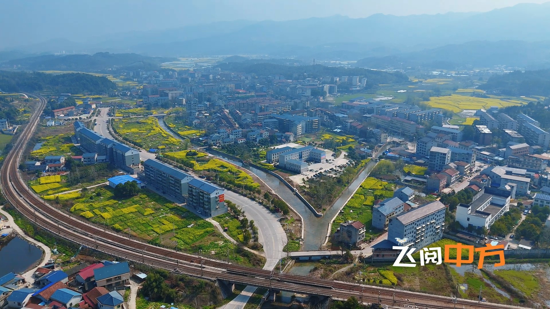 春启泸阳 花绘振兴