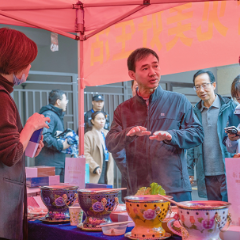 朱洪武到2025年永州市首届银发经济消费季活动现场巡展