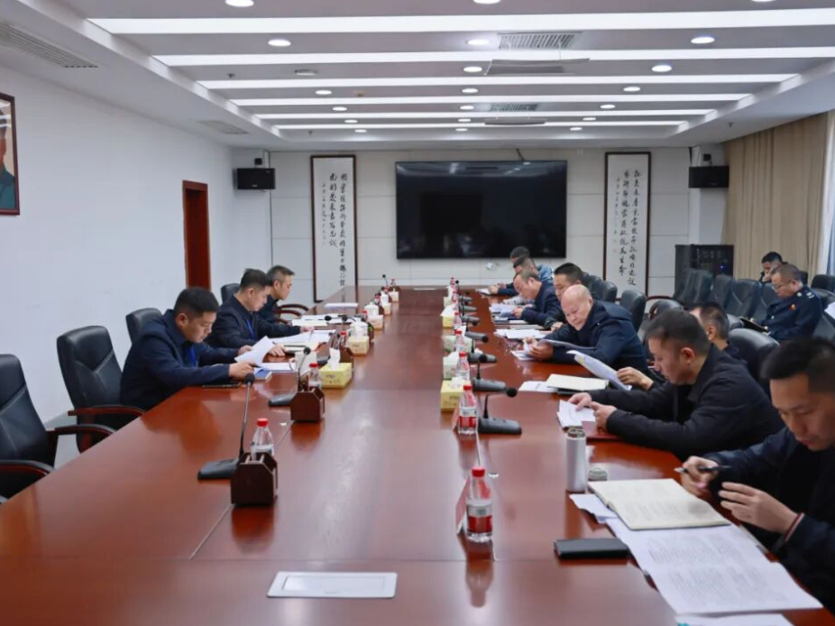 永州经开区：周润润专题调度重点项目建设工作