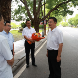 永州丨陈爱林开展教师节走访慰问活动