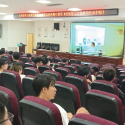 永州市中心医院组织住院医师集中观看规培主题纪录片 系好职业成长“第一粒扣子”