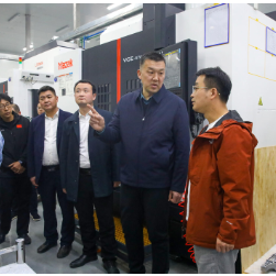 江永：李群辉带队调研重点项目建设与企业发展