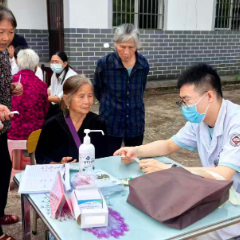 永州市第四人民医院医共体总院巡回体检:把“诊室”搬到家门口的日常