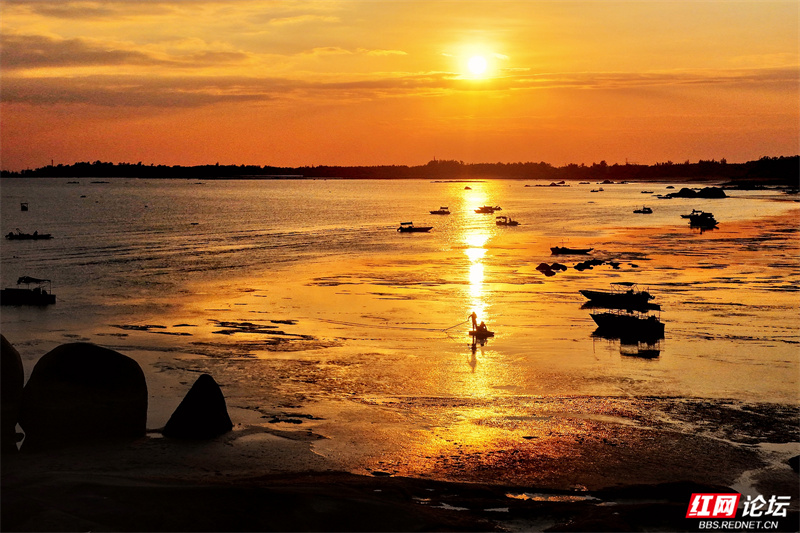 山上日落几点是最佳时间 584b2268e1c9482789bfc9927a1b9de6.jpg