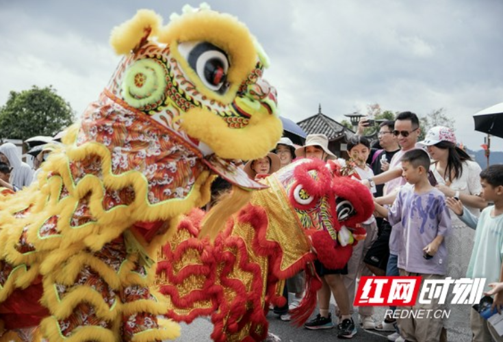 旅游发展看湘西｜吉首：“国庆中秋”假期文旅市场活力持续释放