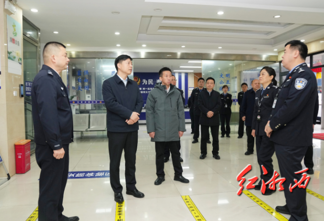 湘西州领导走访慰问驻州部队官兵和一线工作者