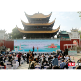 今日最岳阳丨新书、新酒、新文创联袂首发!“岳阳楼日”解锁文经旅新玩法