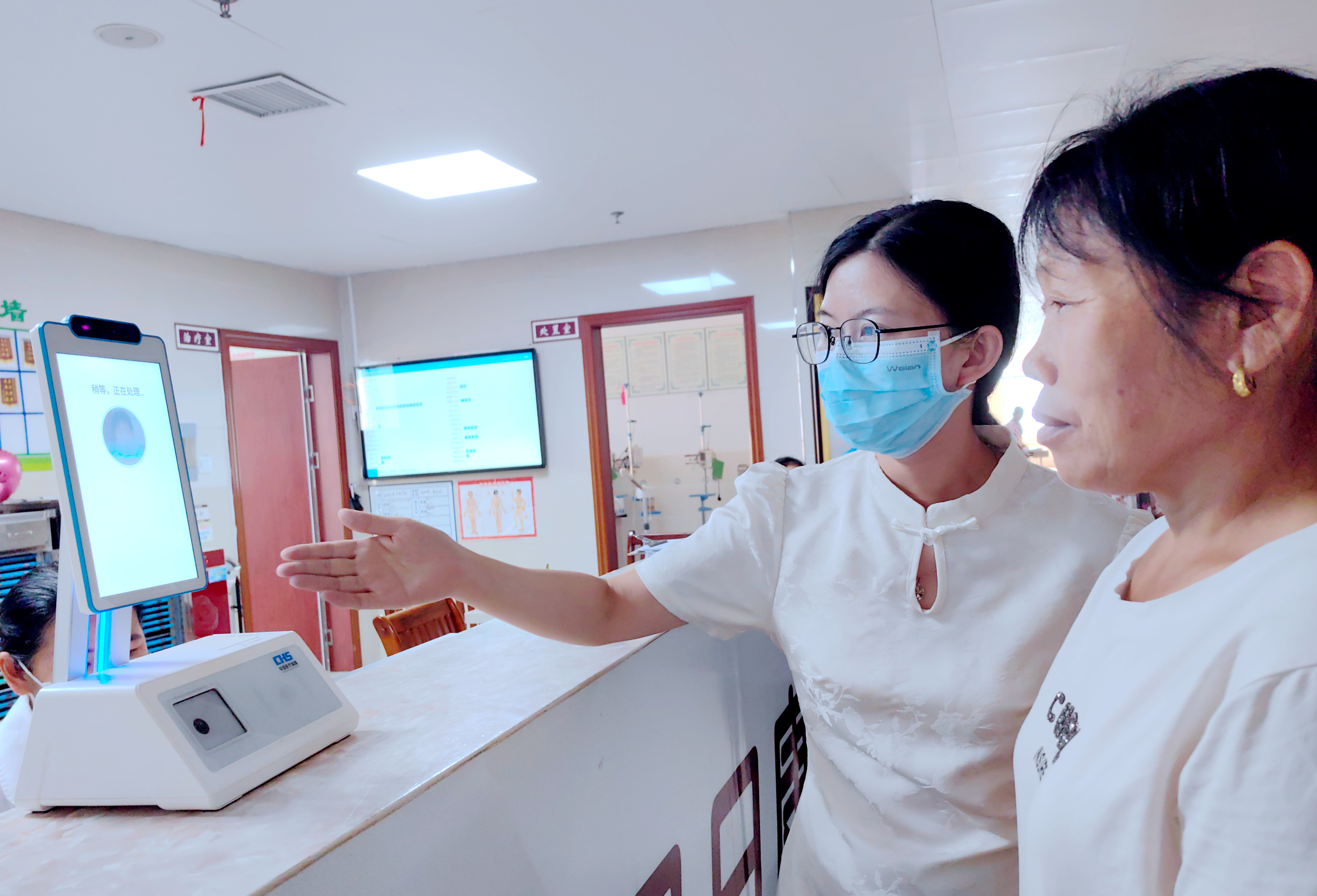县中医医院：患者点赞！省时省心新体验
