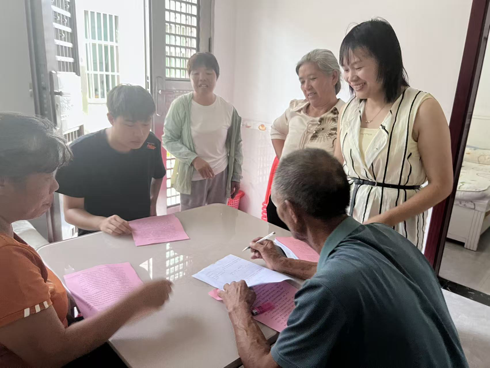花塘乡：人大代表履职监督促“秸秆禁烧”实效