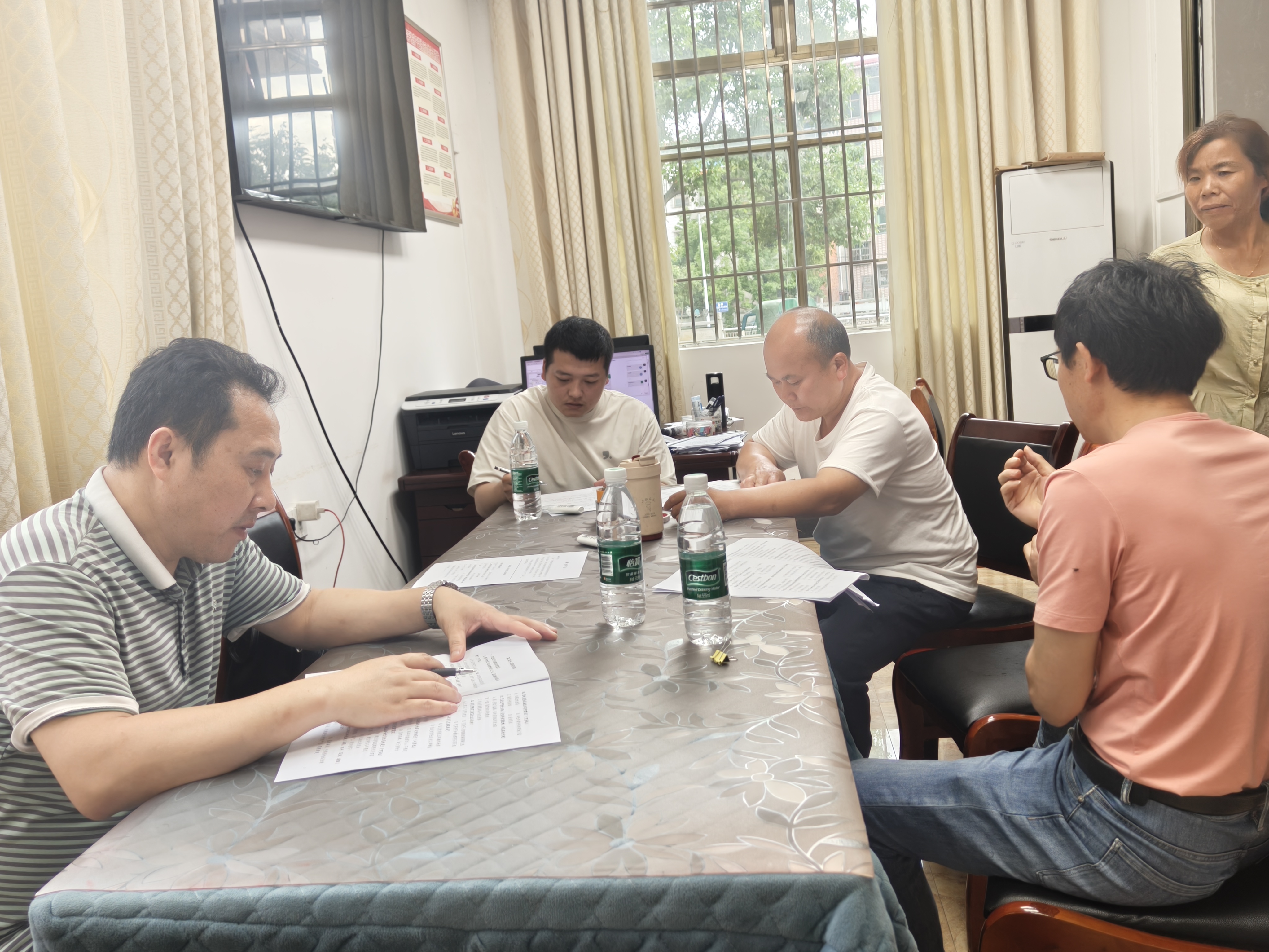 临武人大：乡村调研摸清农村现代化建设真需求