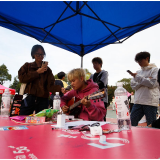 湖南大众传媒职院举行第十八届社团嘉年华
