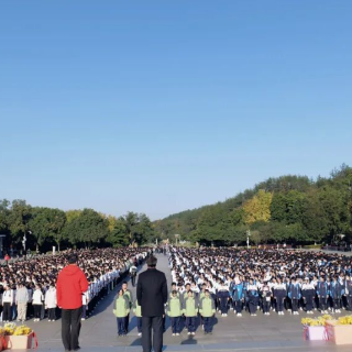 长沙市麓山梅溪湖实验中学开展“我的韶山行”红色研学