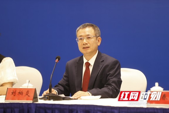 刘柏炎.wm.jpg