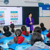 湖南师大附中：家长进校当“专家”，与孩子聊聊职场