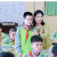 跨越小初“分水岭”,这堂文言文课给出了“附中双语答案”