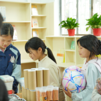 兴趣岛捐赠第二所爱心图书室落地湖南 让乡村孩子的阅读梦照进现实