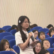 湖南第一师范学院举办抗战题材小说《石头城》分享会 传递红色力量