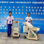 从婴儿车到养老椅,两名小学生如何“智造”未来?