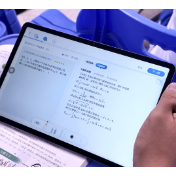 从“漫灌”到“滴灌” 南雅梅溪湖中学探索AI赋能自主学习新范式