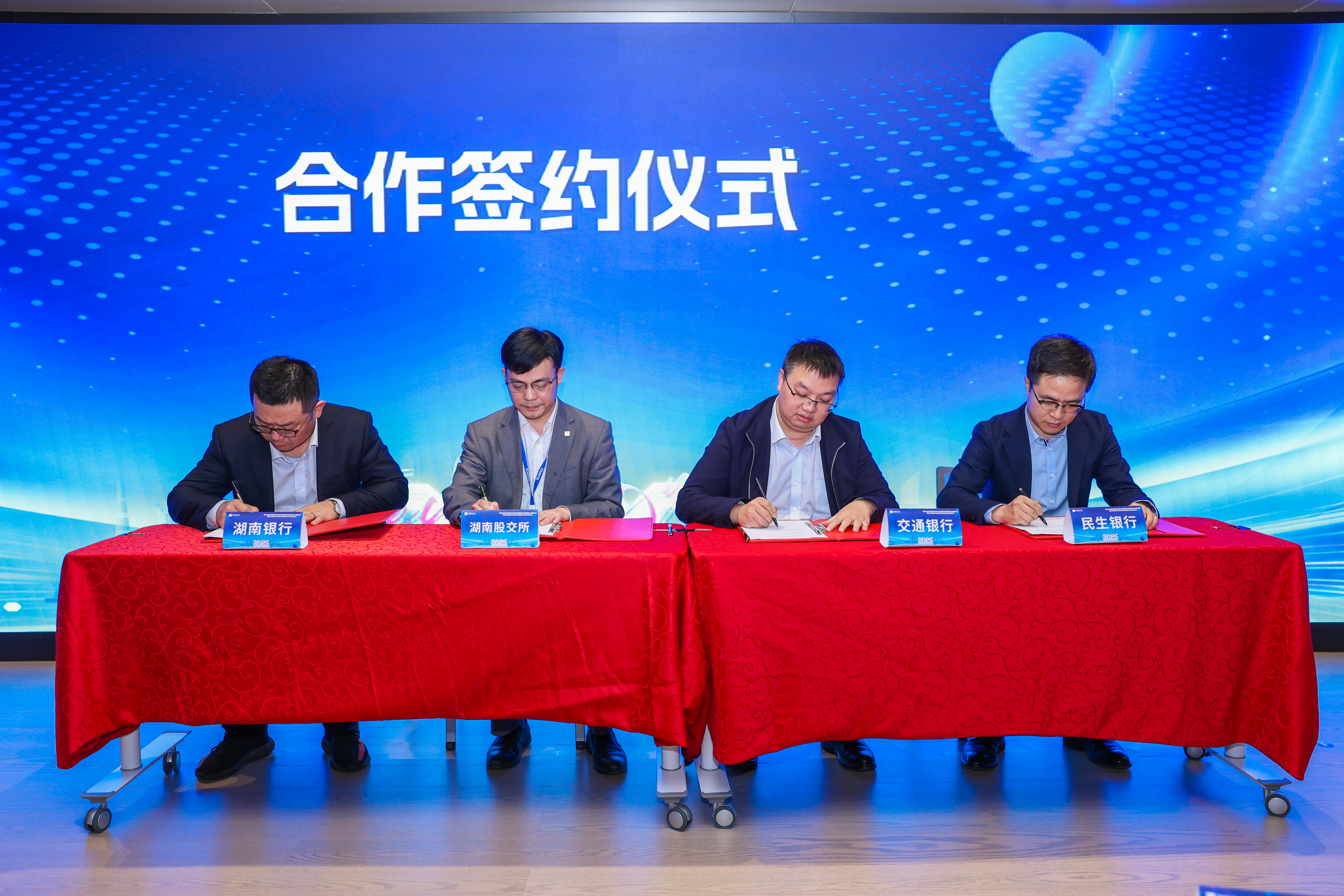 WDDD0044.jpg WDDD0044.jpg