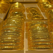 上演“狂飙”！金饰价突破1400元/克！