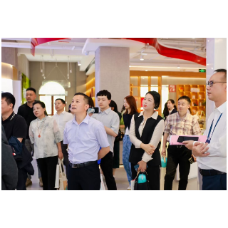 湖南民建企业家主题活动在长沙举办 探索金融服务实体经济新路径