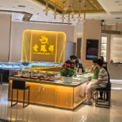 一夜跌29元 国内品牌金饰克价跌破1400元