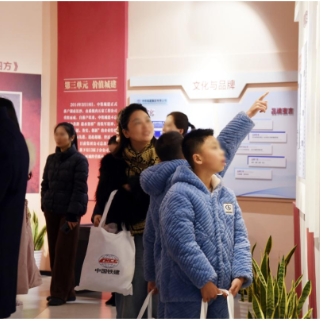 打开“门” 听见“声” “开放日”里的品牌温度与信任共建