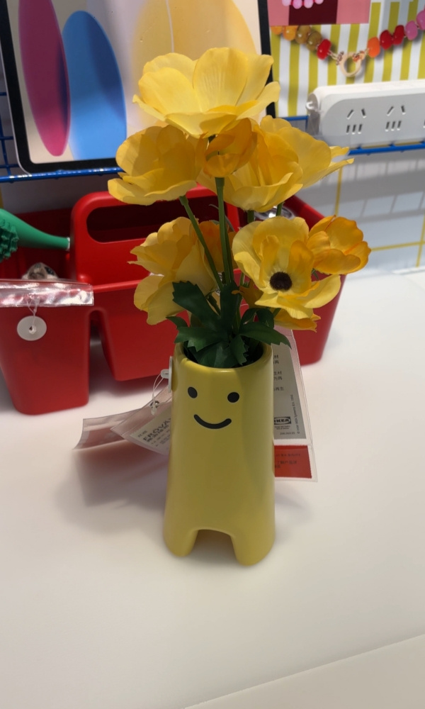 花瓶.jpg 花瓶.jpg