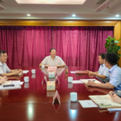 毛万春在湖南金融监管局调研